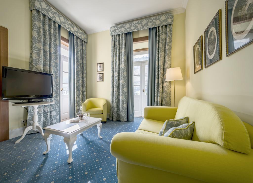The Vintage House - Douro Hotel Pinhao Luaran gambar A living room