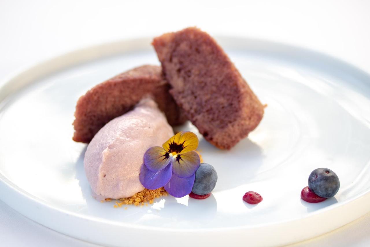 The Vintage House - Douro Hotel Pinhao Luaran gambar A dessert prepared by the Culinary Institute of New York at Westchester