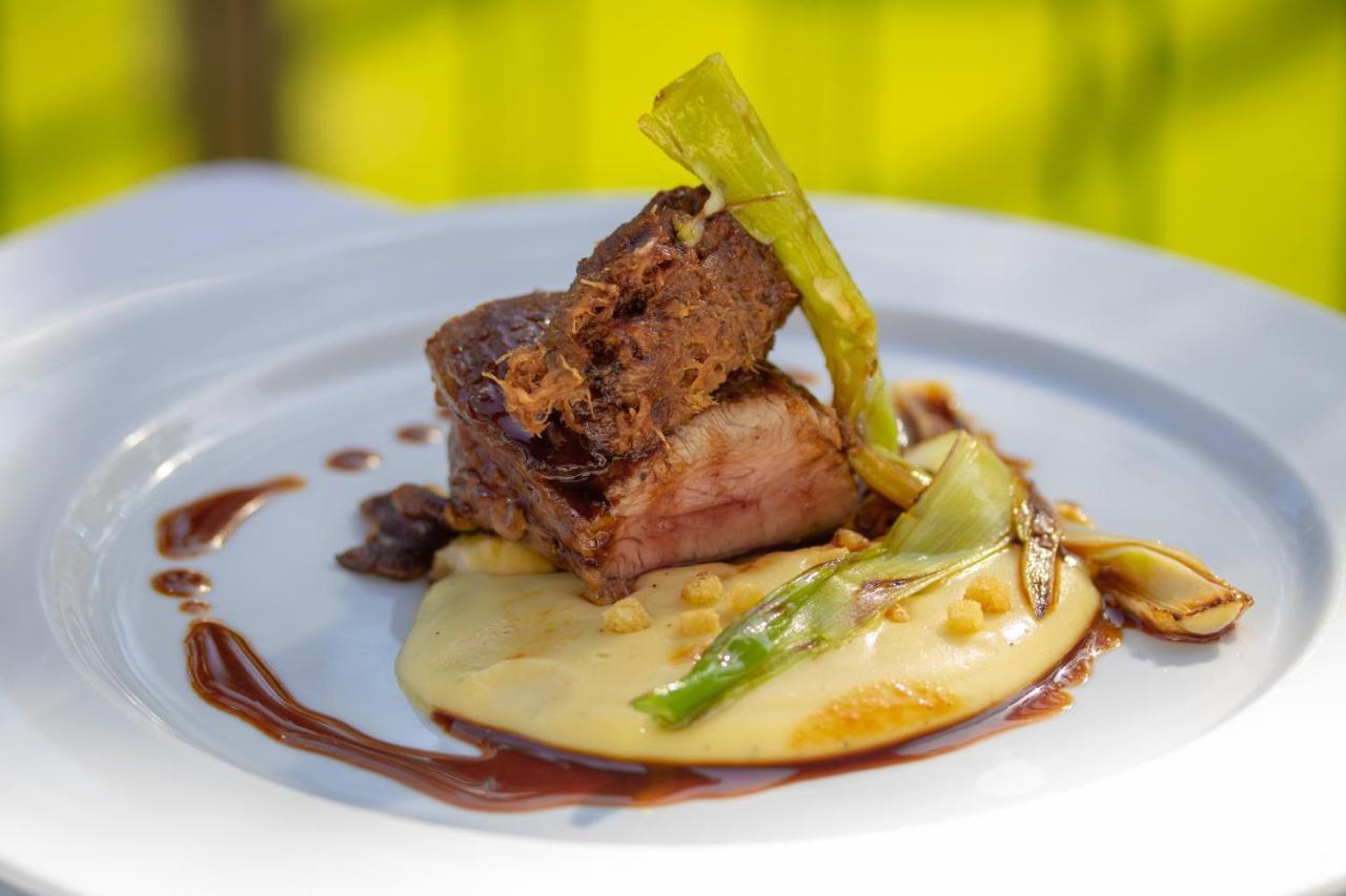The Vintage House - Douro Hotel Pinhao Luaran gambar A prepared dish of beef tenderloin